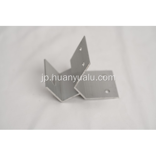 耐久性のあるプロファイルを備えたアルミニウムソーラーパネルフレーム